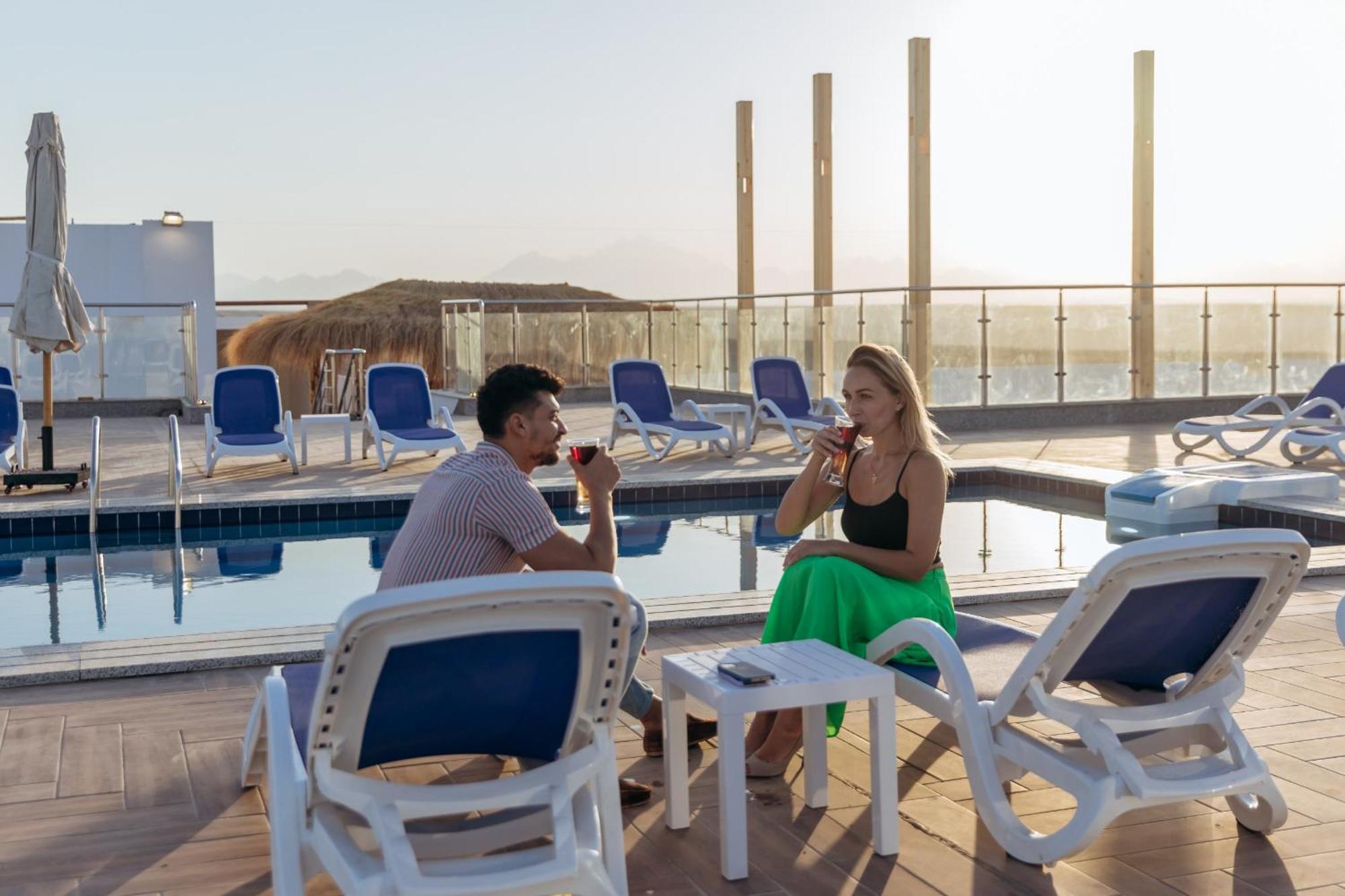 Sky Star Hotel Free Shuttle To Hurghada City Center Exterior foto